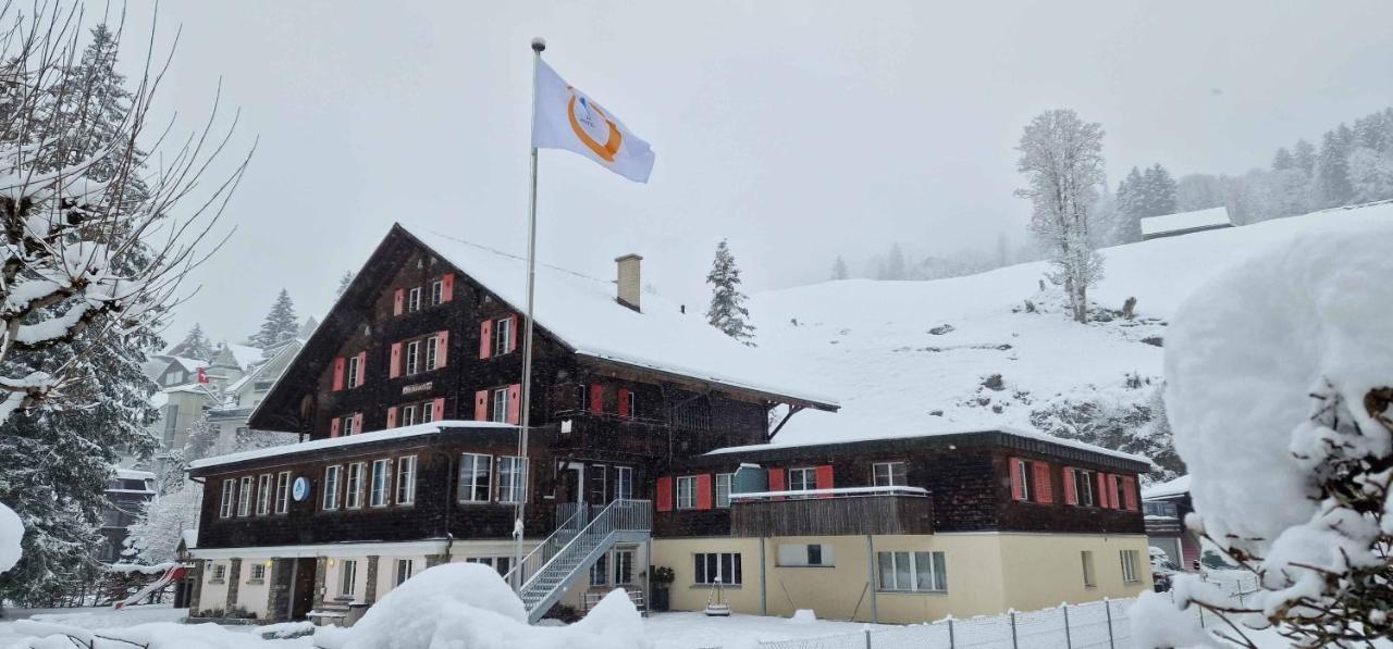 Engelberg Youth Hostel Extérieur photo