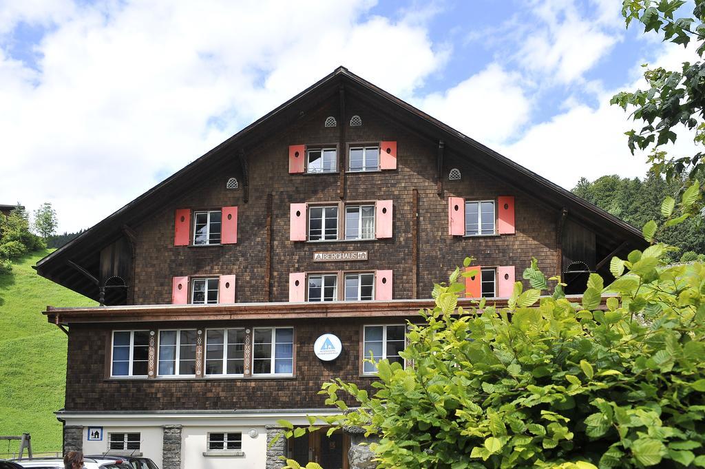 Engelberg Youth Hostel Extérieur photo